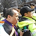 경찰의 공권력에 기장 십자가 평화 행진 가로막혀
