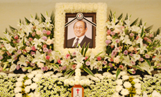 소천 소식 듣고 한걸음에 달려 온 제자들