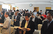 “물은 인간이 만들어 놓은 모든 경계를 허물고 흐른다”