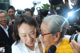 일본기독교단 방문단, 위안부 할머니 위로 방문