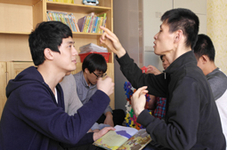 한신대 학생들, 성심동원 찾아 사랑나눔 실천