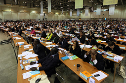 WCC 부산총회, 각종 보고 및 회무 처리 진행