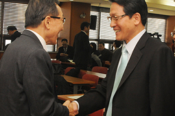 한목협 열린마당에 참석한 기장 전병금 목사