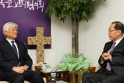 황우여 새누리당 대표, 김영주 NCCK 총무 예방