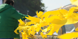 [팽목항 현장 탐방기] “우는 자와 함께 울라”