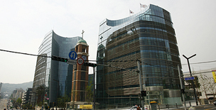 김중은 前총장, “예수가 교회당 잘 지으라 했는가?!”