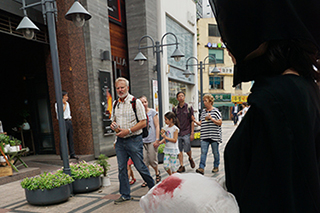 이스라엘 군사행동을 규탄하는 퍼포먼스 
