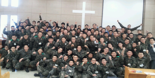 윤 모 일병 사건, 군종 병과 존재 의미 물어 