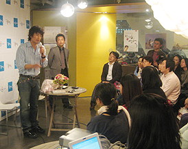 ‘작가’ 차인표, 독자들과 만났다