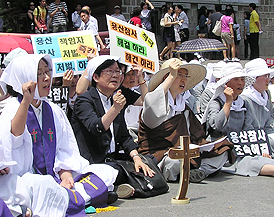 여성 성직자들 ‘뿔났다’ 