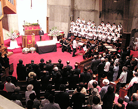 故 강원용 목사 기억하며 '사랑해 당신을'