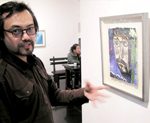 어깨춤, 인사동서 미술전시회 개최