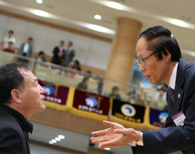 [기장 12신]총회 둘째날 회무처리 현장