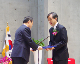 한신대 신대원 예배당 헌당 및 강성영 원장 취임