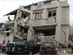 아이티 강진으로 수천명 사망 