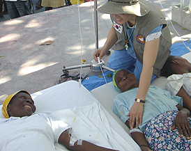 “멀리서 온 선한 이웃, 감사합니다” 