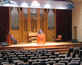 “교회는 ‘가난의 문제’에 응답해야 한다”