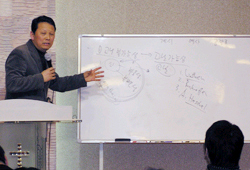 “올 겨울에도 성금 많이 하세요”