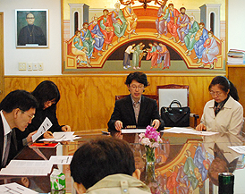 정교회 배우는 개신교인들 