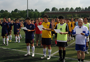 “스님∼연습 많이 하셨습니까?”