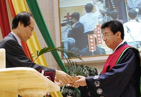 95회 기장 총회 신·구임원 교대